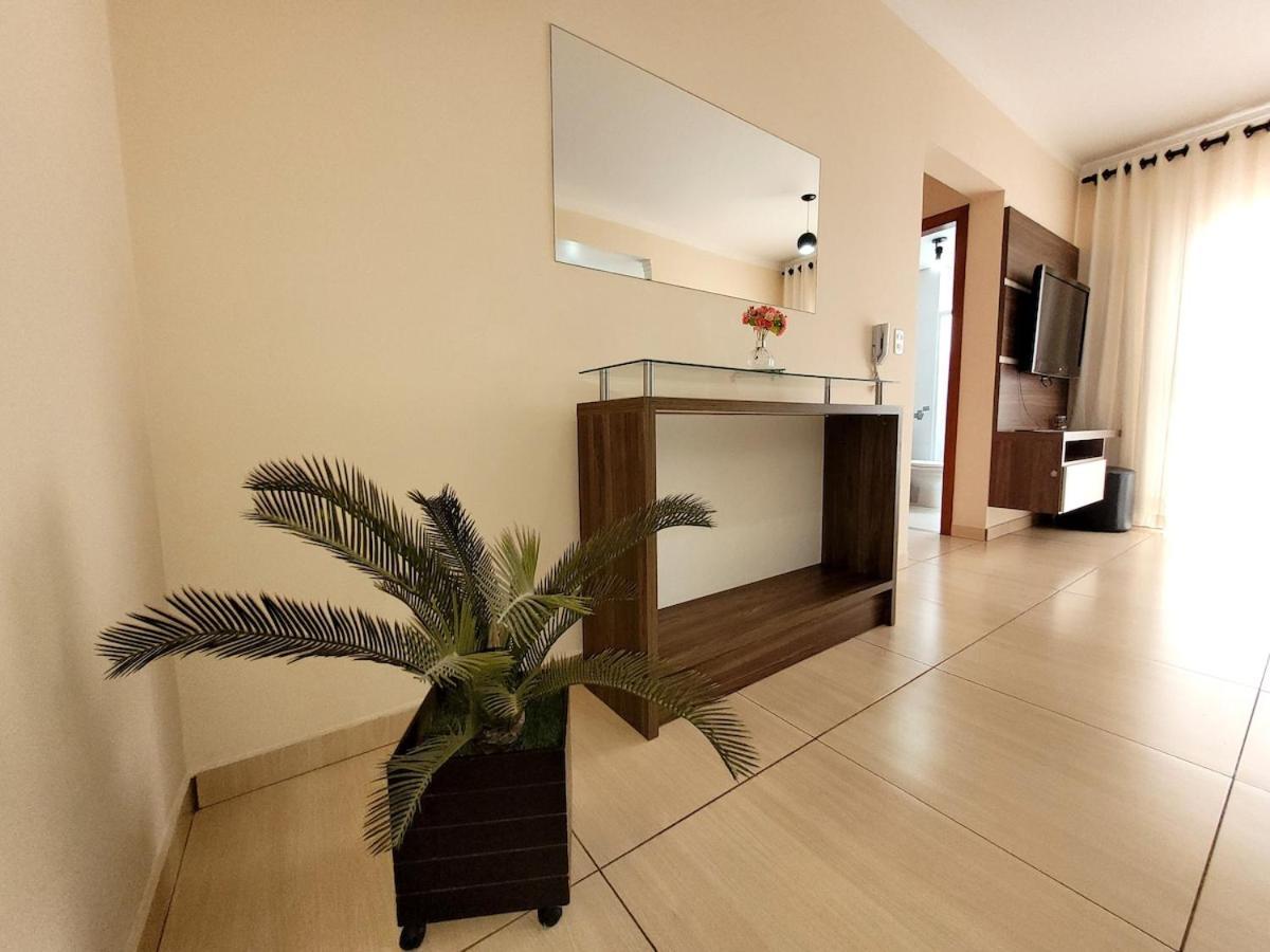 Grande Apt No Centro C/ Cozinha Completa Varanda โปโซส เด คาลดัส ภายนอก รูปภาพ